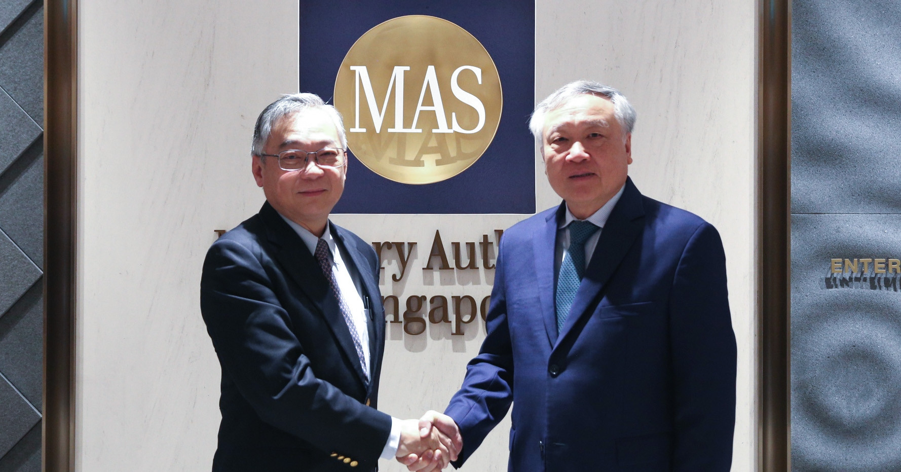 Singapore offers support as Vietnam launches international finance hub