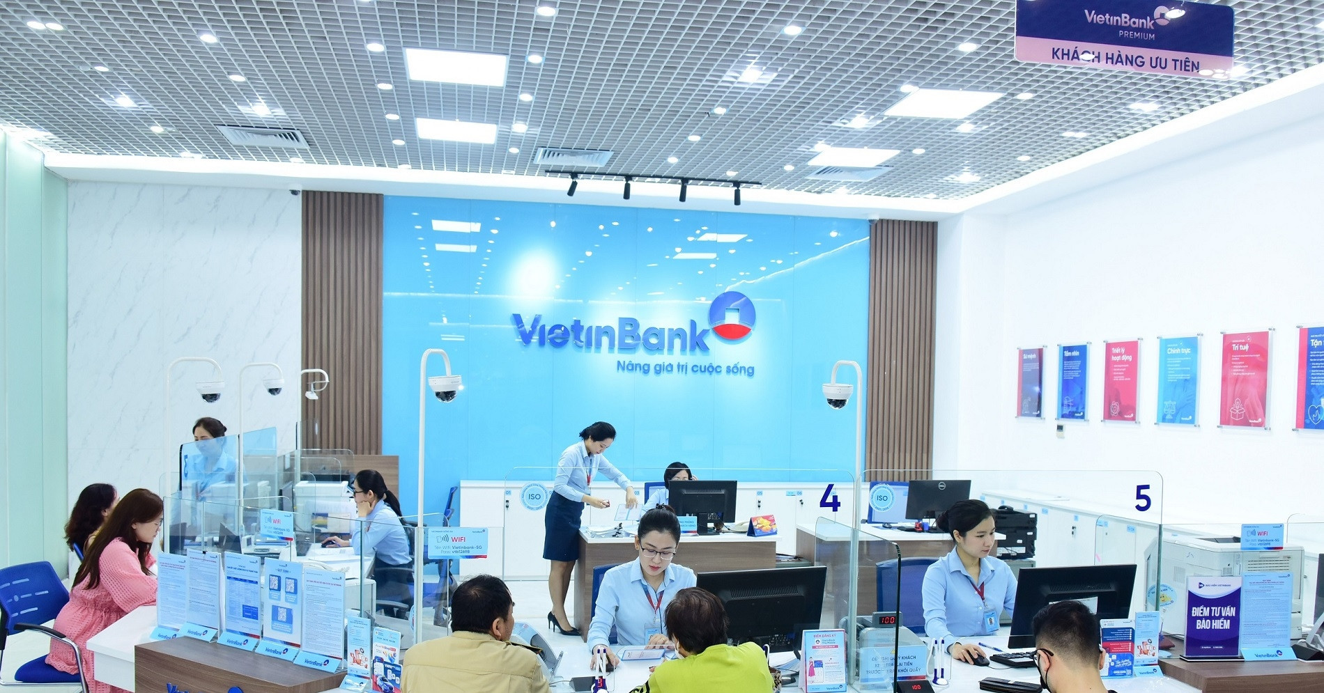 Vietnamese banks post strong 2025 profits, but Sacombank falls short