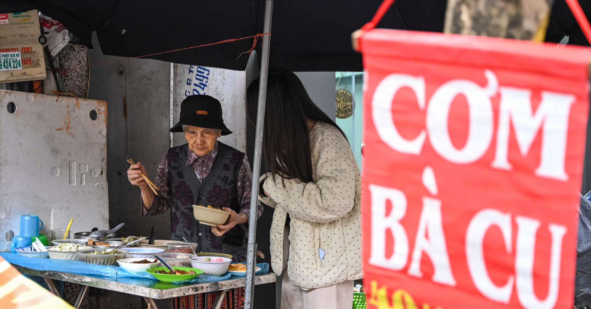Decades of dedication: Grandma’s $1 meals win hearts in Hanoi alley