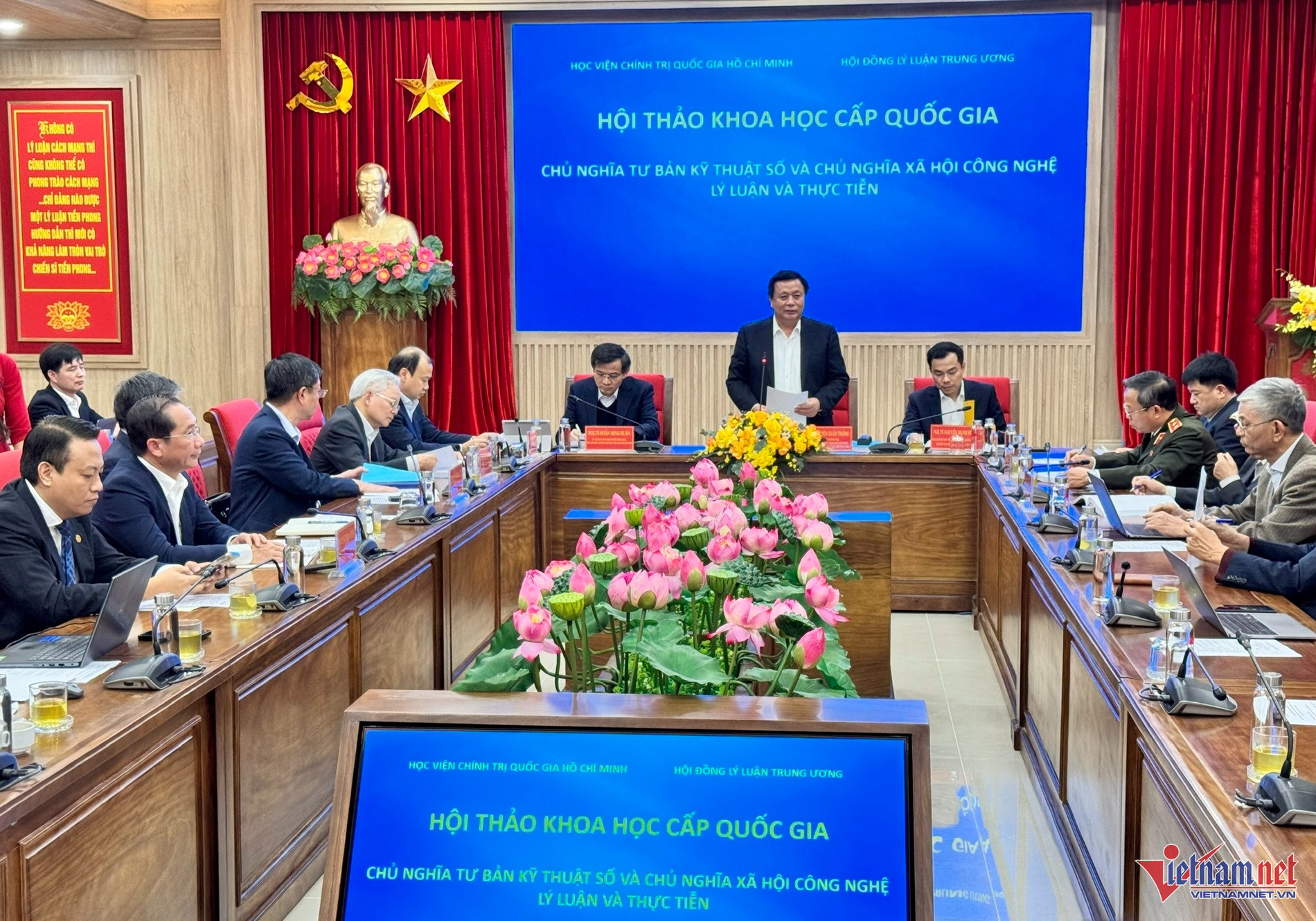 W-1201 ong Nguyen Xuan Thang.jpg