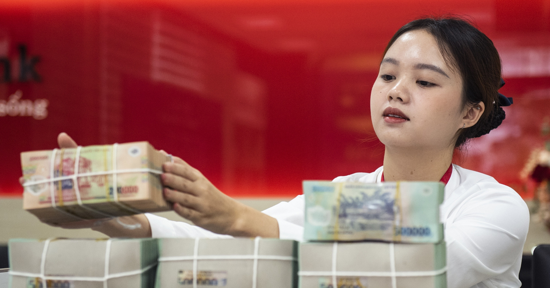 2026 credit growth capped at 15%, experts say policy remains supportive