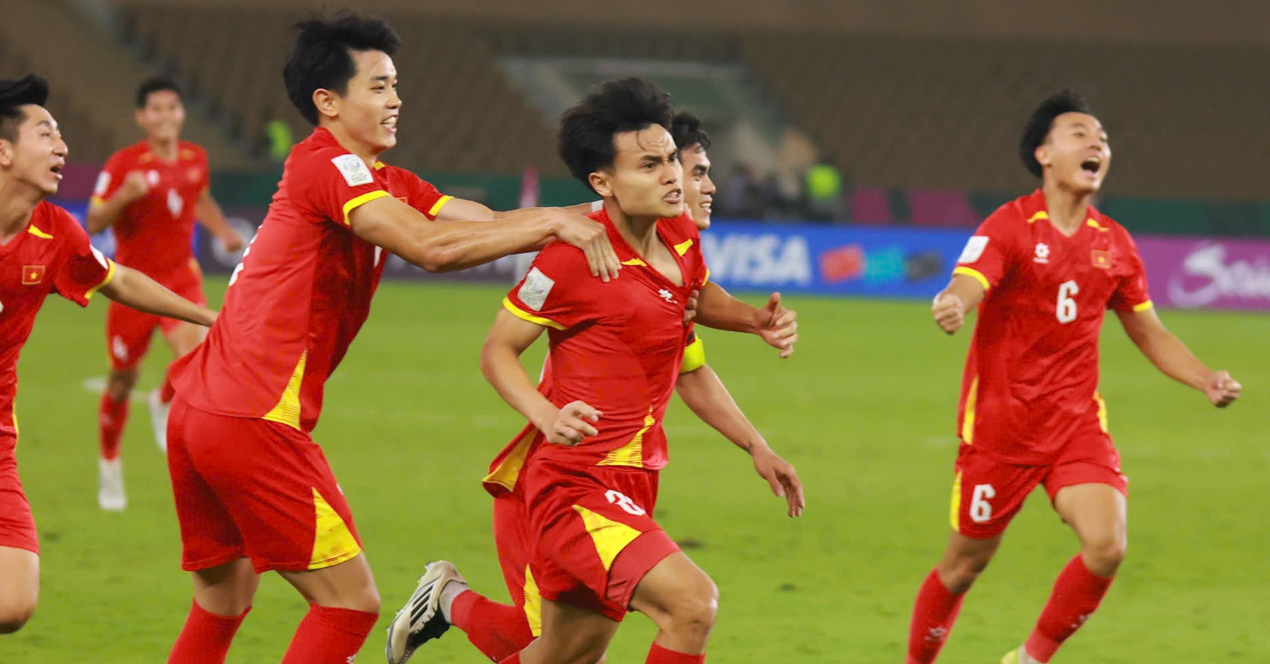 The new pride of Southeast Asia: U23 Vietnam marches into AFC U23 semifinals