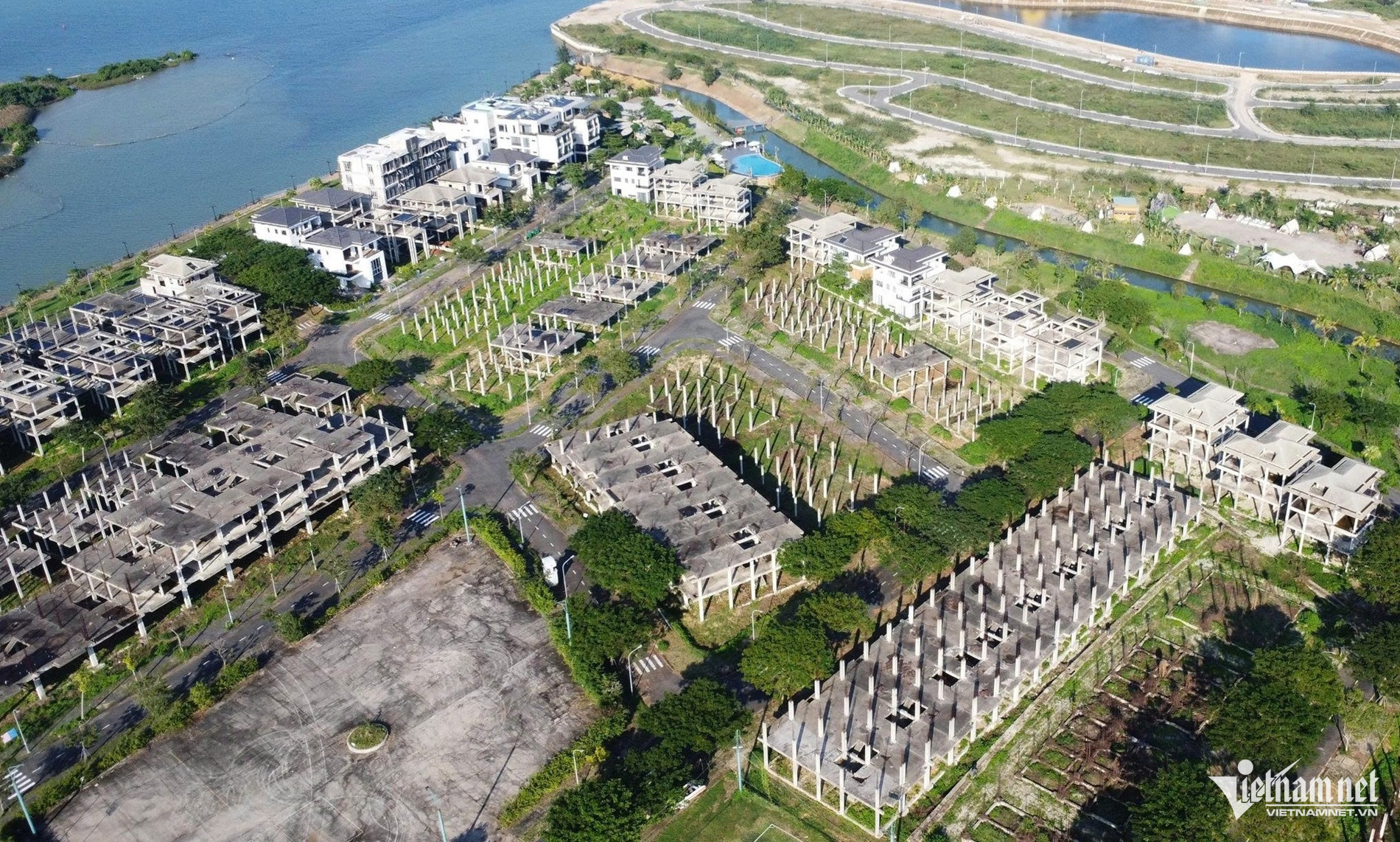 abandoned project da nang8.jpg