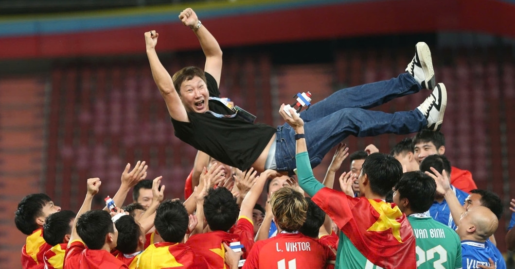 Golden year for Vietnamese football with three regional championships