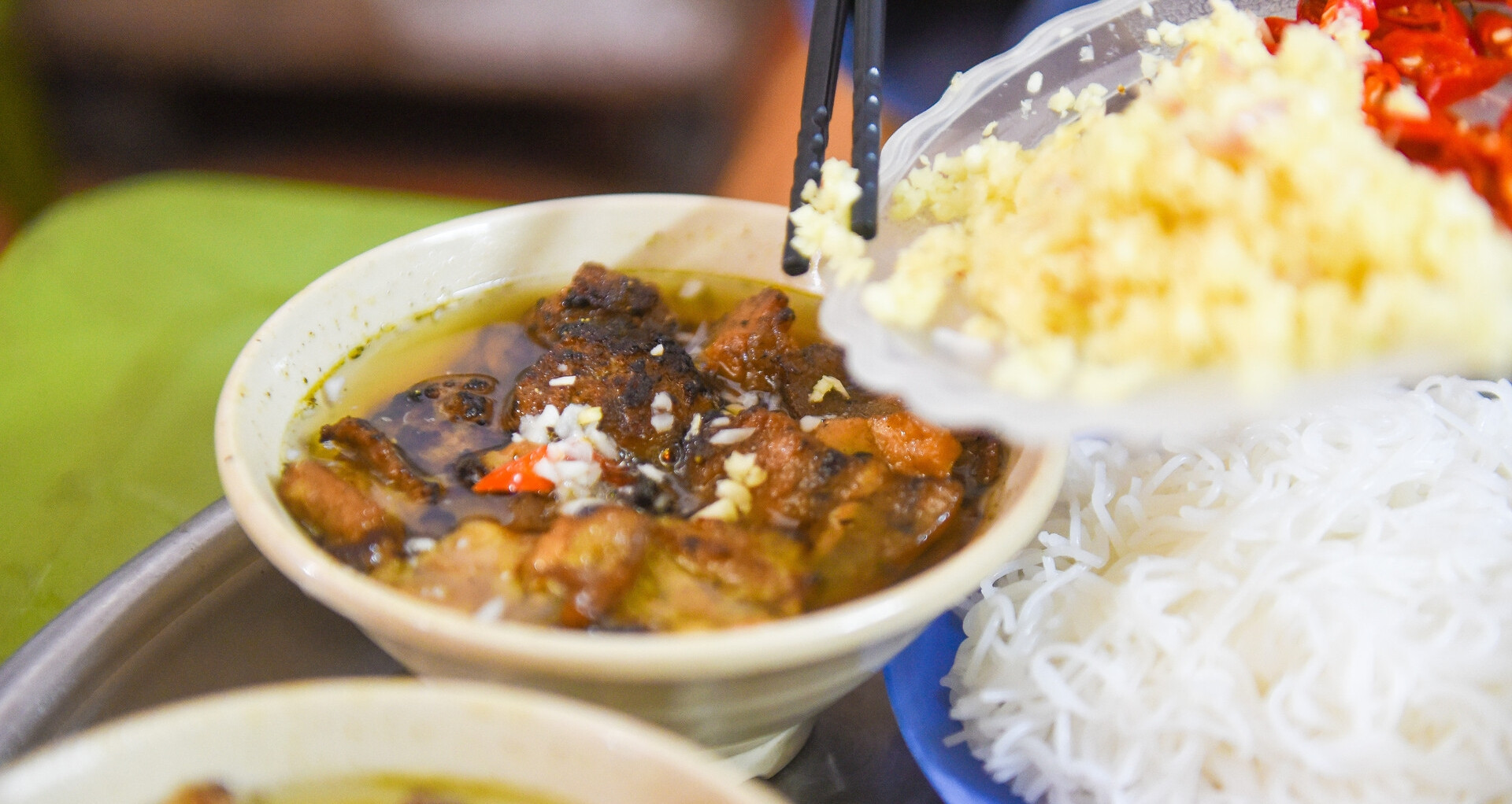 Hidden alleys of Hanoi: A culinary maze for New Year wanderers