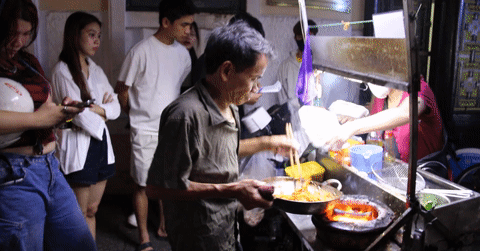 The viral dish lighting up Saigon nights near the cathedral