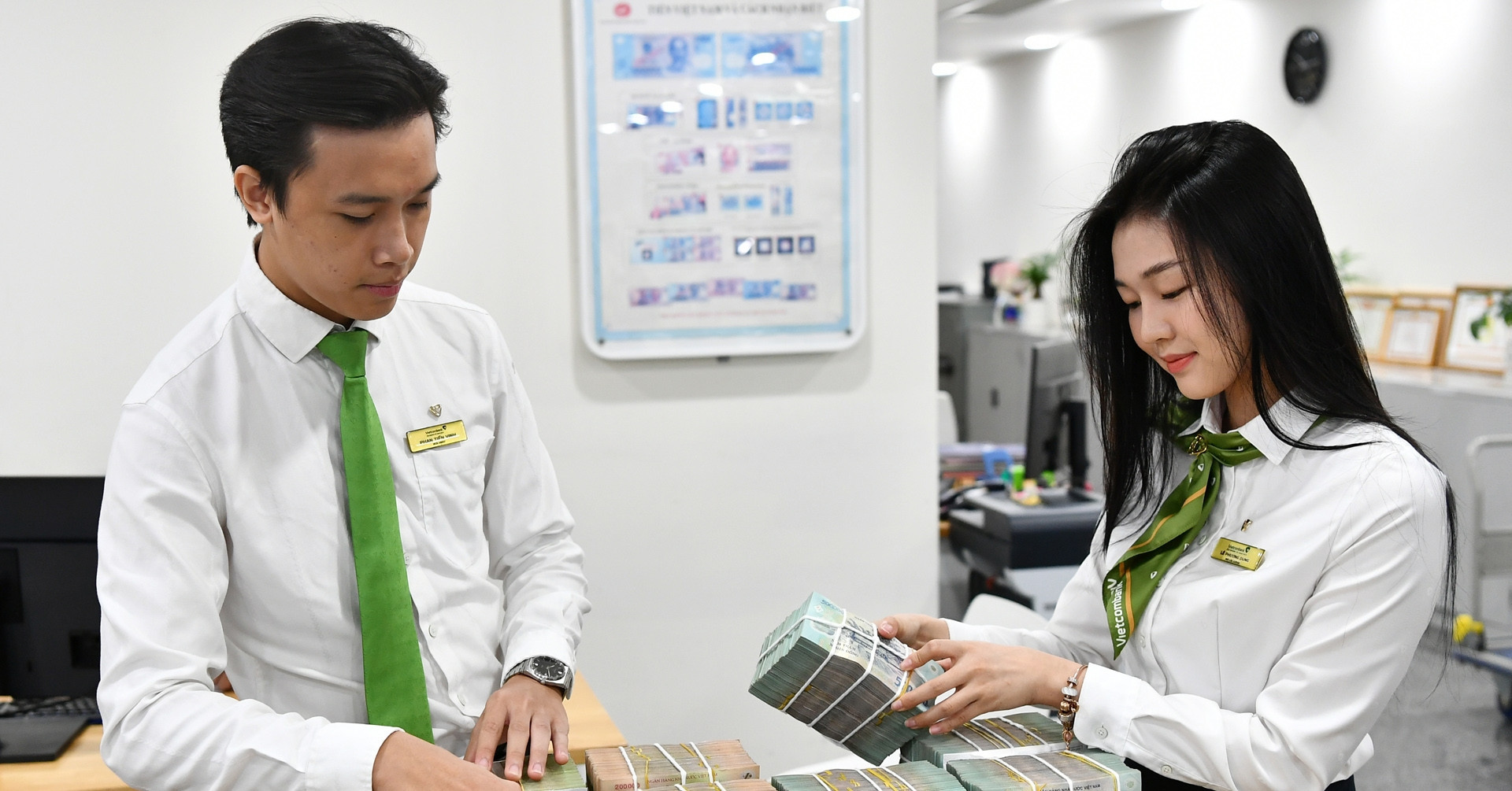 Vietnam’s 2025 boom: Growth tops 8% amid liquidity pressure and credit surge