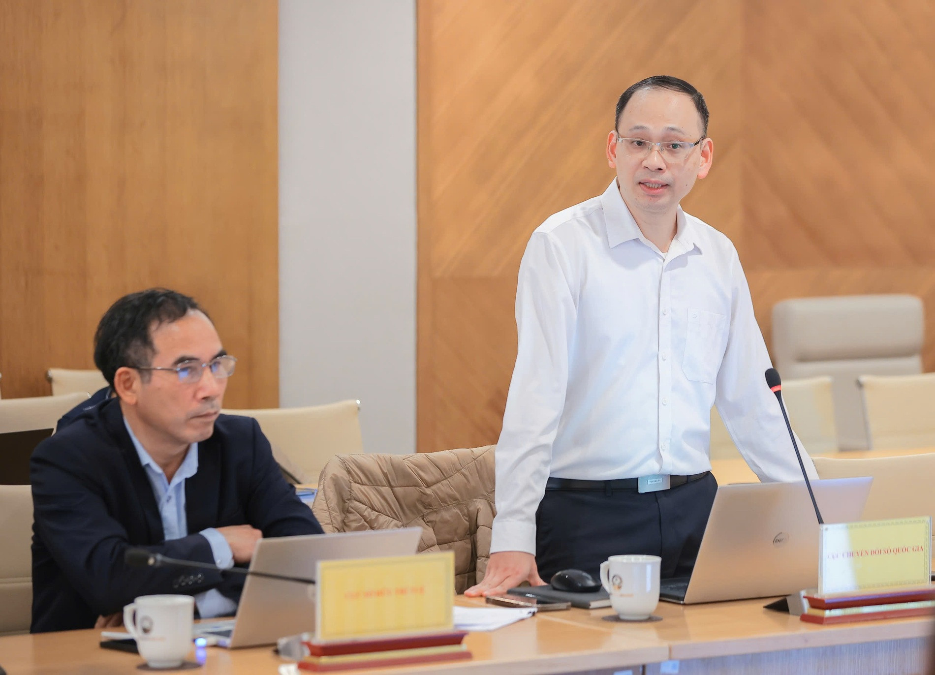 3112 ong Tran Quoc Tuan 2.jpg