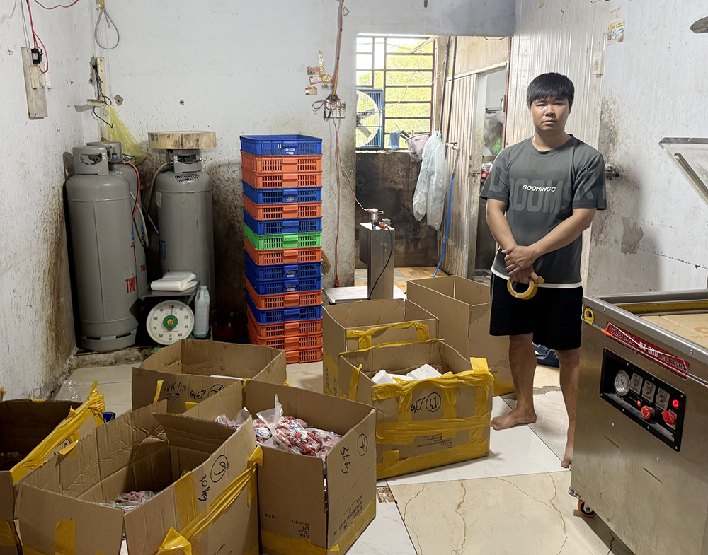 thit gia 1 Nguyen Van Phong.png