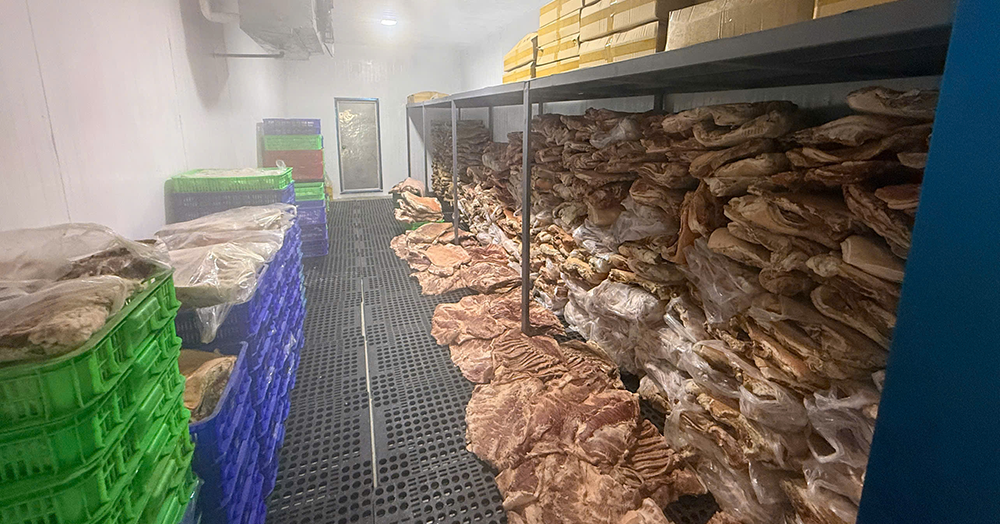 Authorities bust fake meat operation ahead of Tet, seize 50 tons