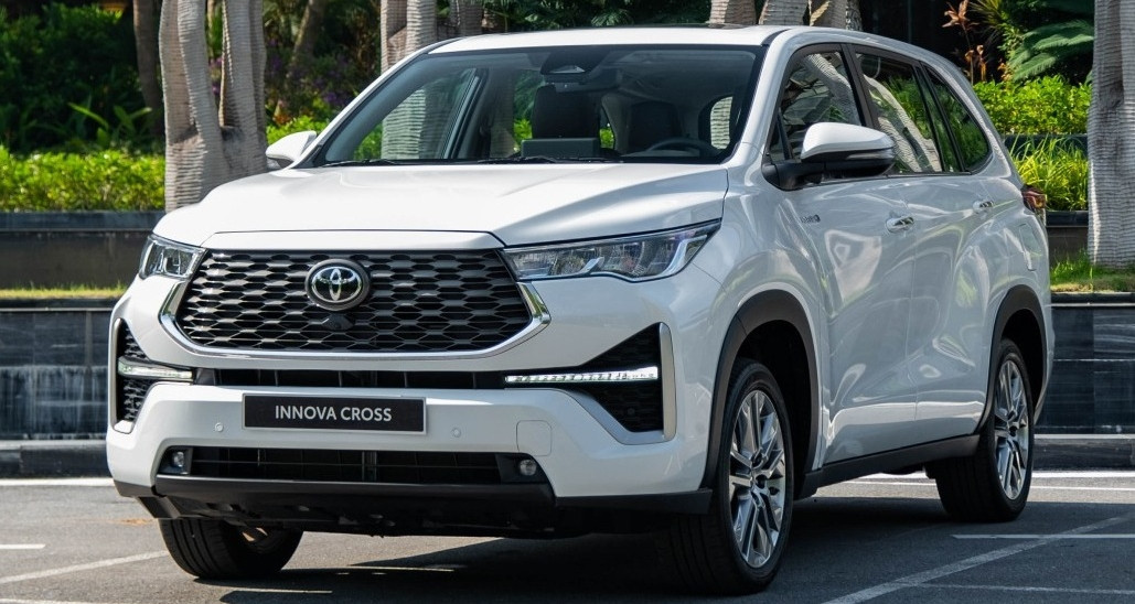 Top 5 best-selling hybrid cars in Vietnam in 2025