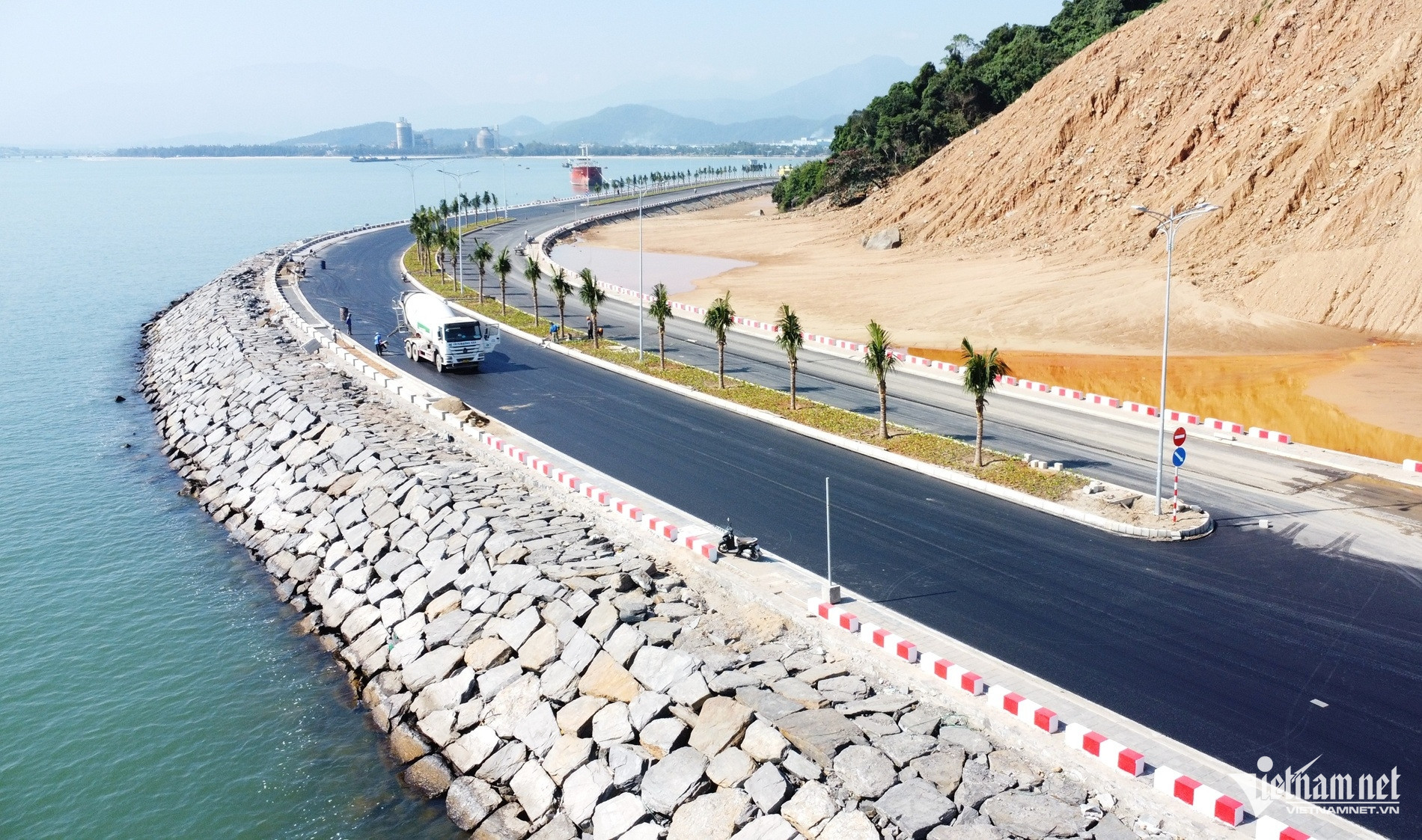 lien chieu seaport7.jpg