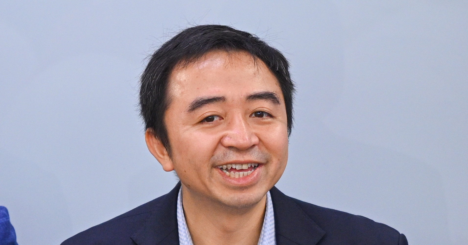 AI PhD explains new ways of learning that combine AI and human interaction