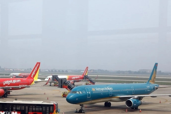 Four flights diverted due to fog at Noi Bai Airport