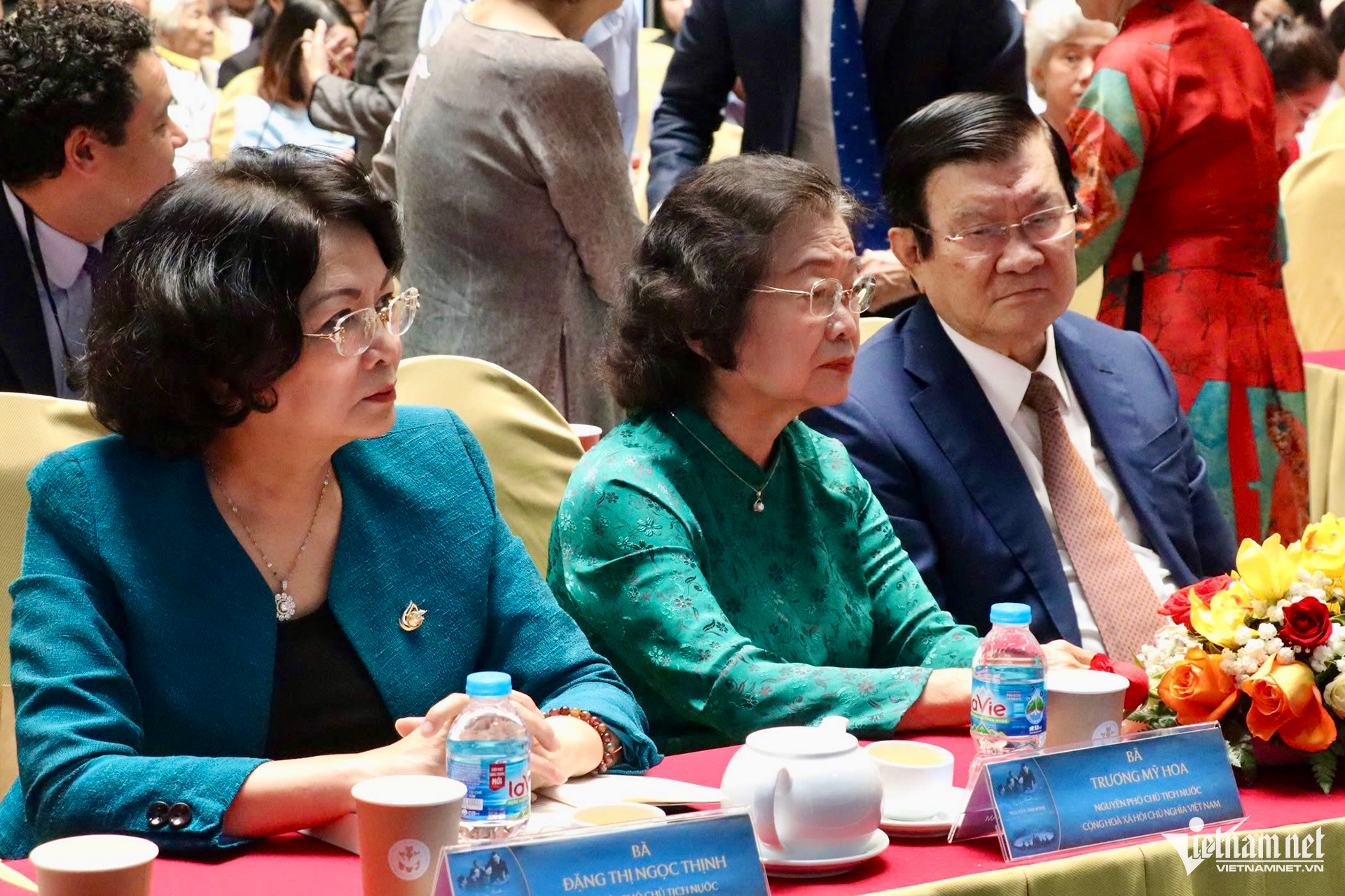 nguyen thi binh1.png