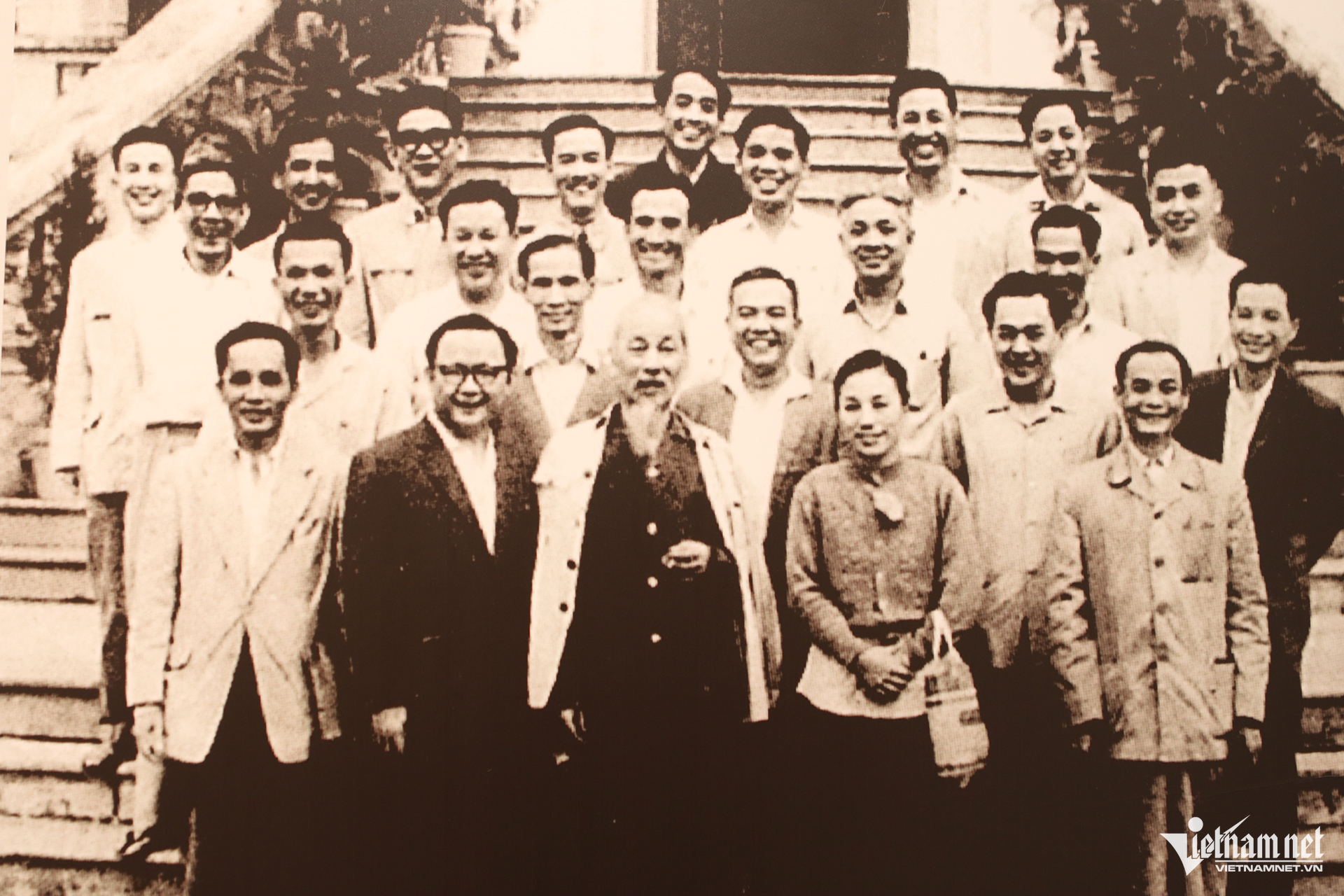 nguyen thi binh4.png