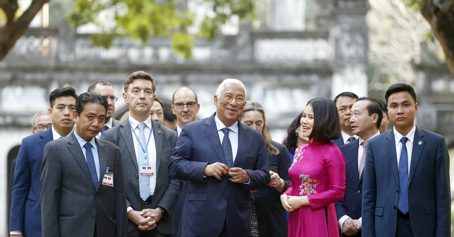 EU Council President visits Hanoi metro tunnel and Temple of Literature
