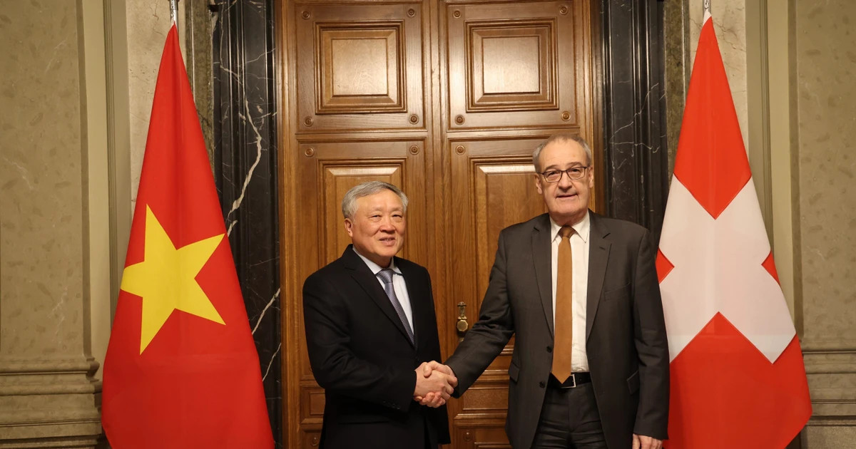 Vietnam seeks Swiss expertise to build int’l financial centre