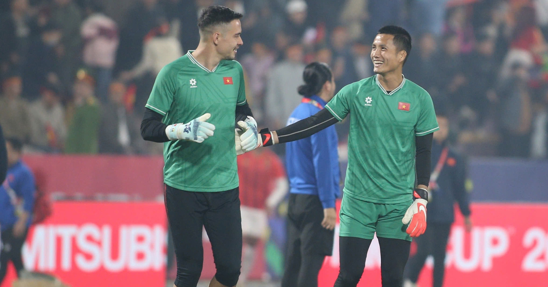 Five goalkeepers in race for Vietnam's number one jersey