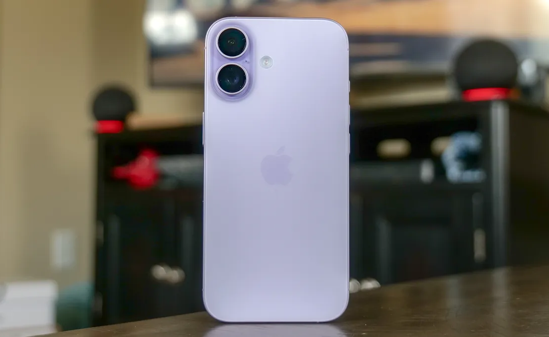 iPhone 17 Apple 2.png