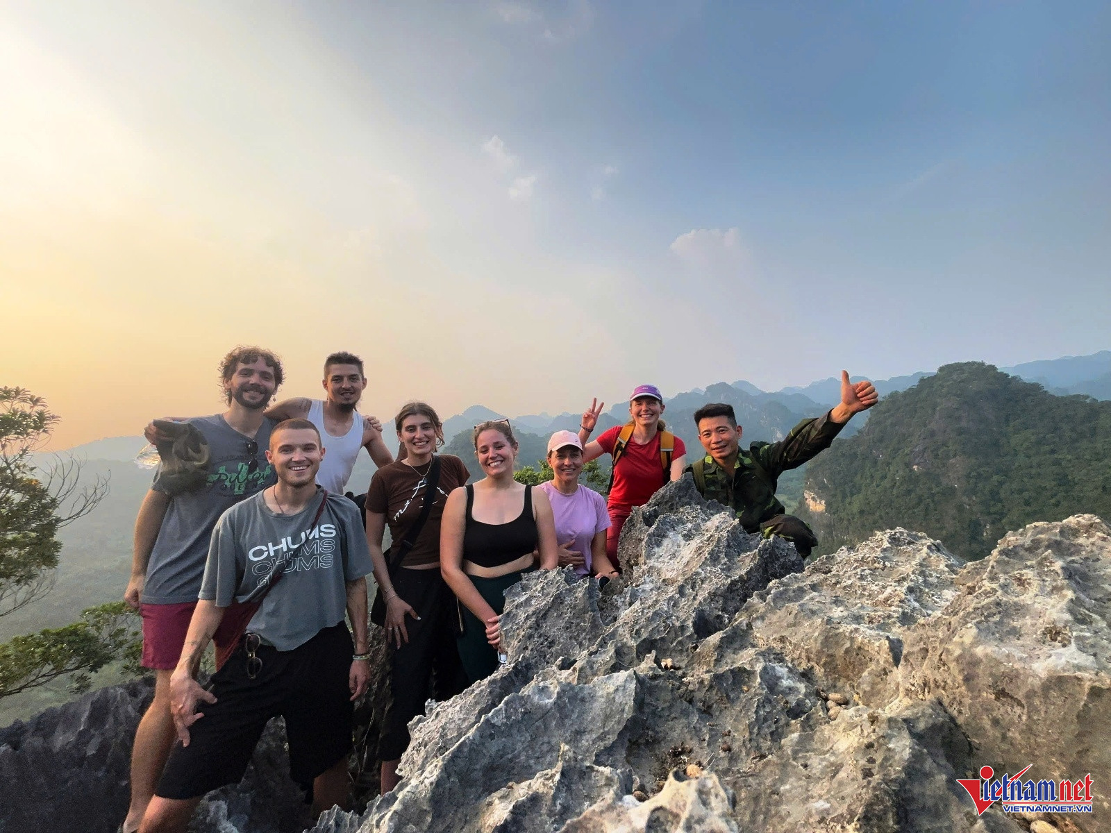 W-Thung Đụn 8.jpg