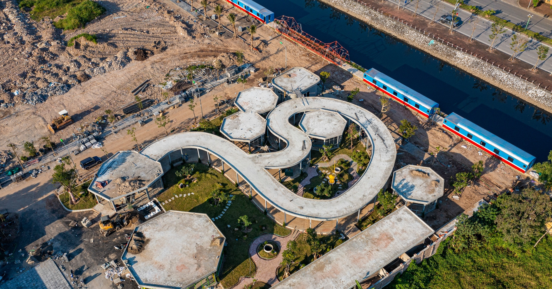 Hanoi unveils giant snake-shaped cultural center near completion