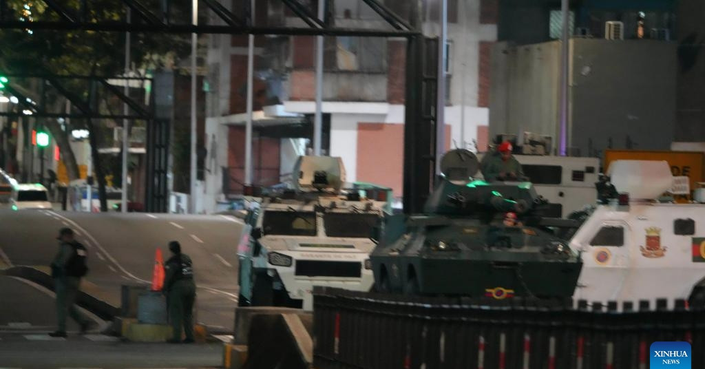 Vietnam urges citizens to reconsider travel to Venezuela amid crisis