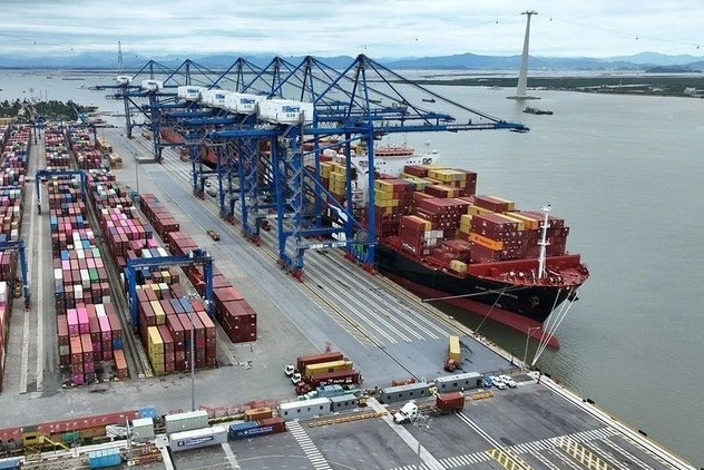 Vietnam targets 23 billion USD trade surplus in 2026