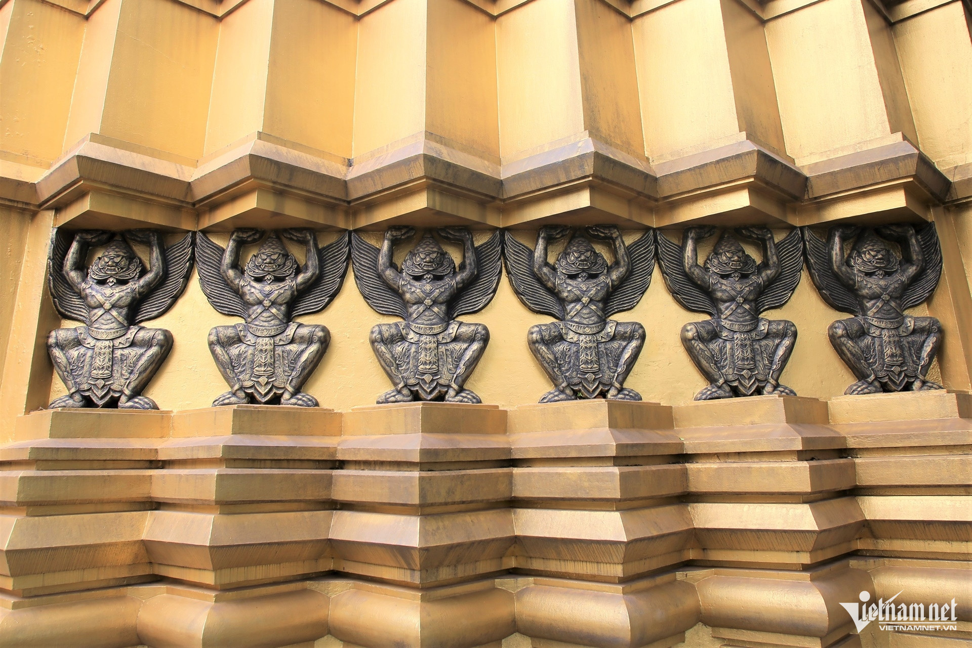 pagoda4.jpg