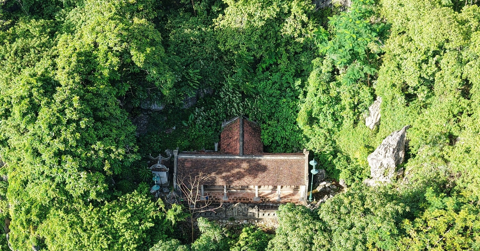 Vietnam’s mountainside pagoda preserves a revolutionary past