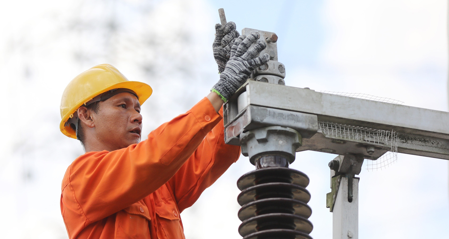 Vietnam’s proposed energy group transfers await Politburo guidance