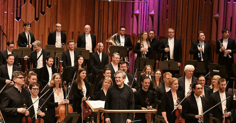 London Symphony Orchestra to open Hanoi concert with Vietnam's anthem