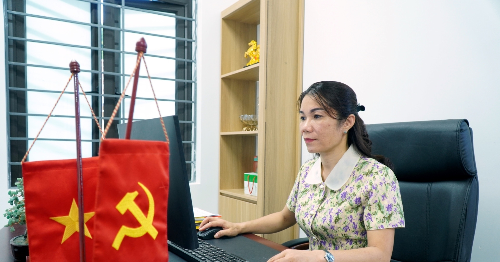 Commune-level government struggles to function amid staffing drought