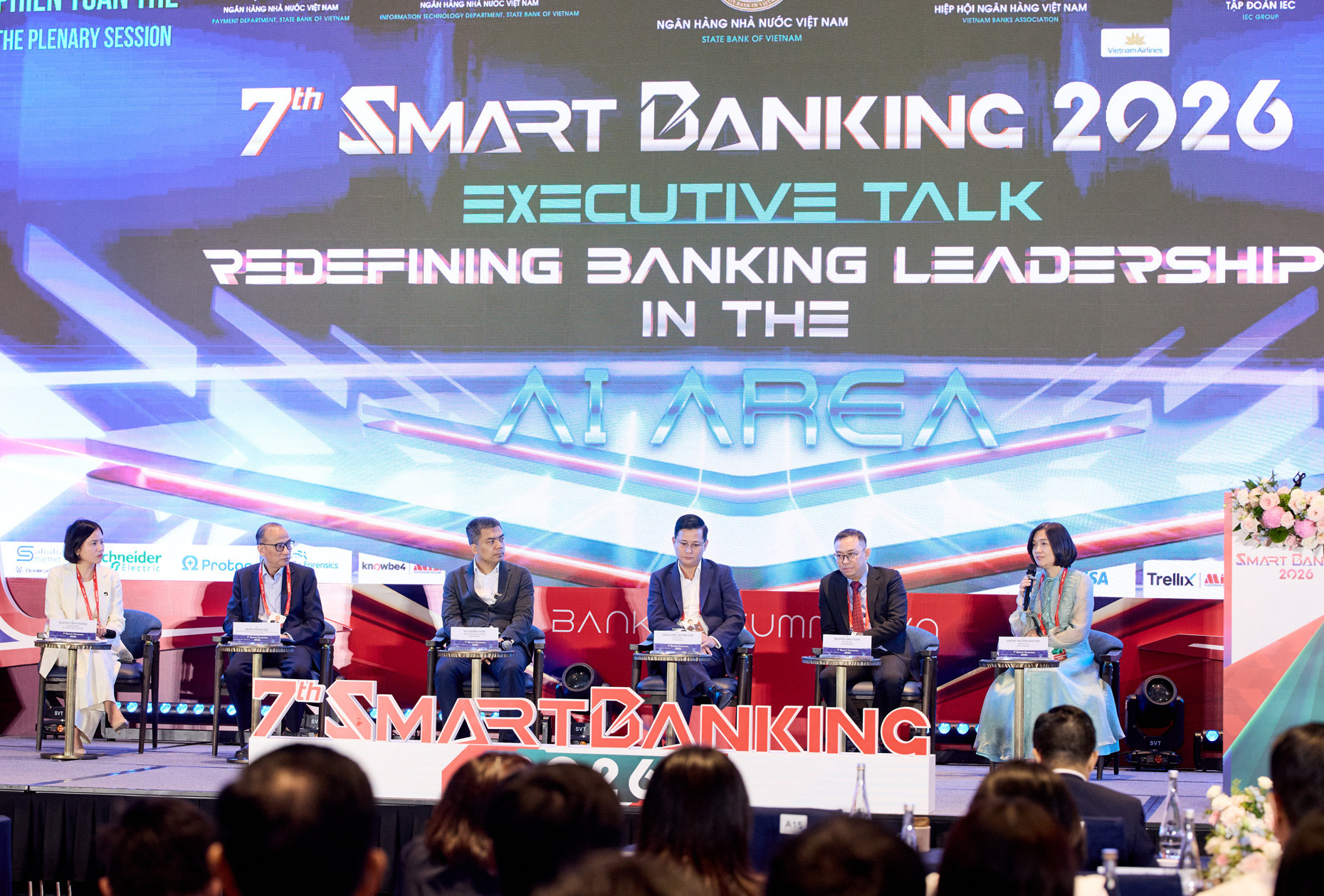 Toàn cảnh toạ đàm cấp cao.jpg