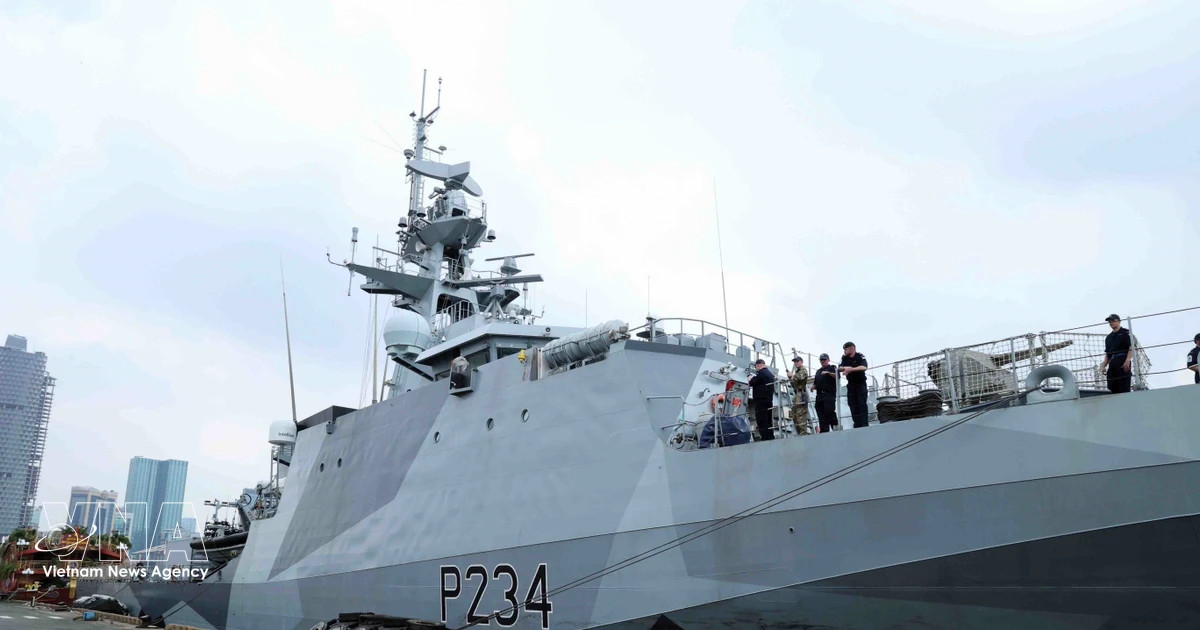 UK Royal Navy’s patrol vessel pays second visit to Ho Chi Minh City