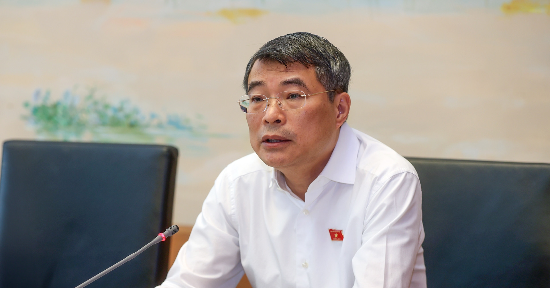 Vietnam PM warns young workers face years of saving to buy a home