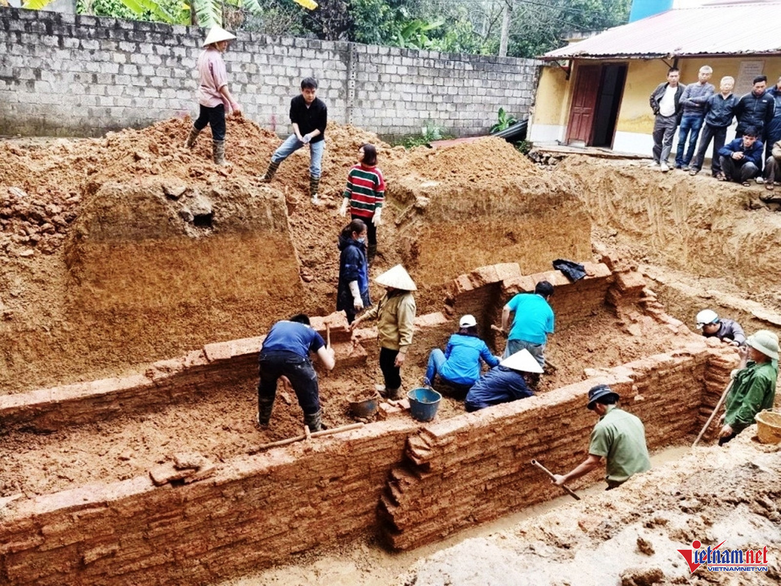 W-Mộ gạch 1.jpg