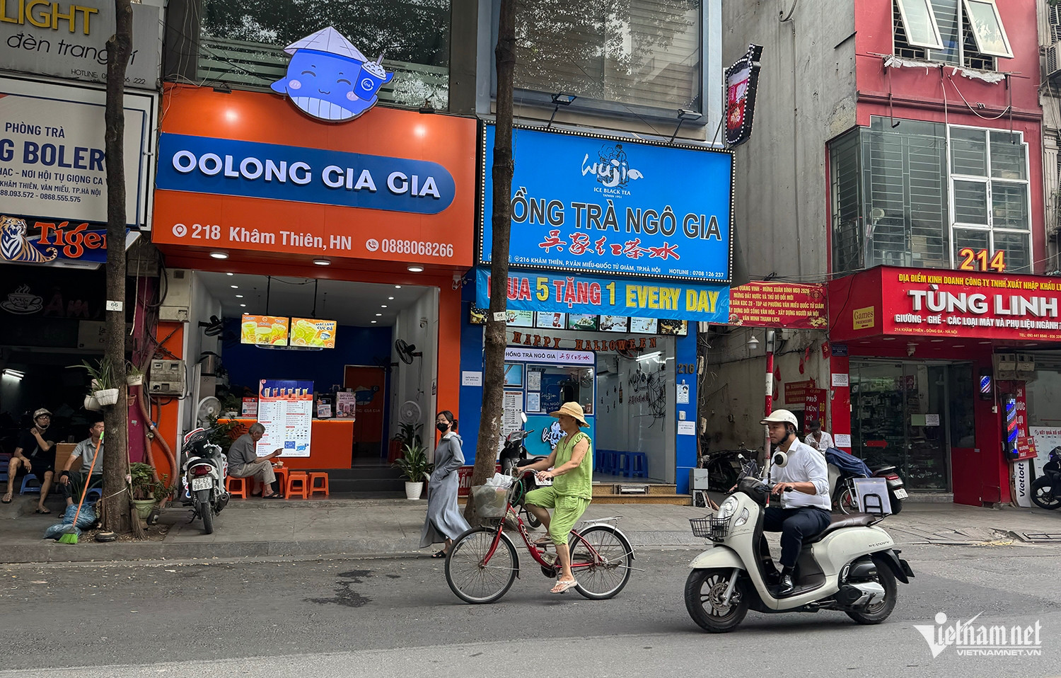 W-quan tra su.jpg