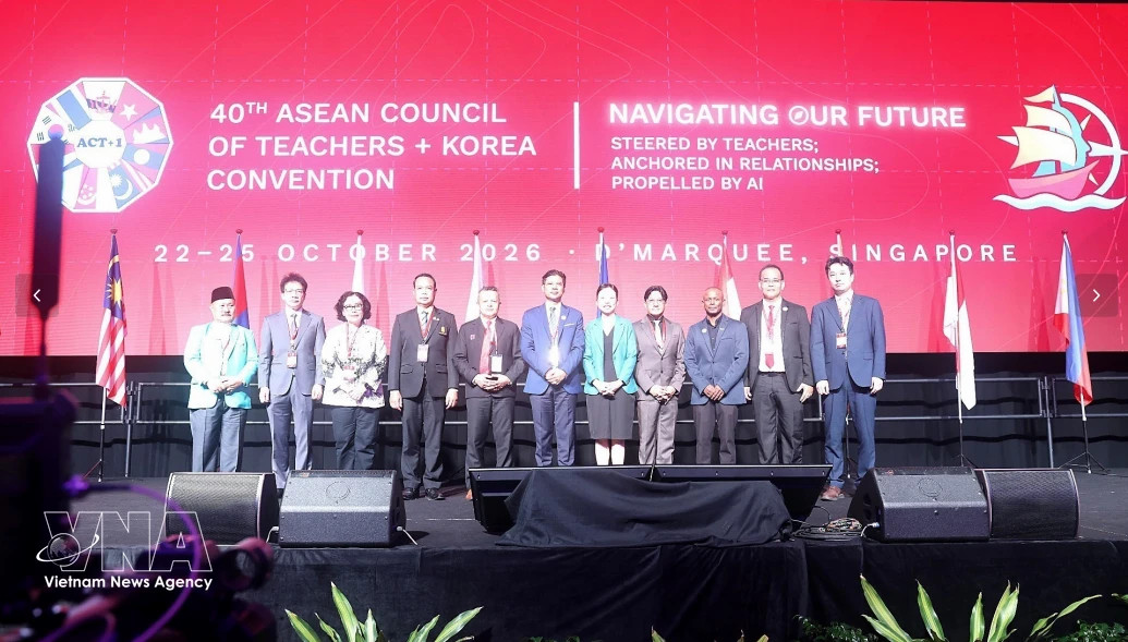 Vietnam calls for human-centred AI integration in education at ACT +1 convention