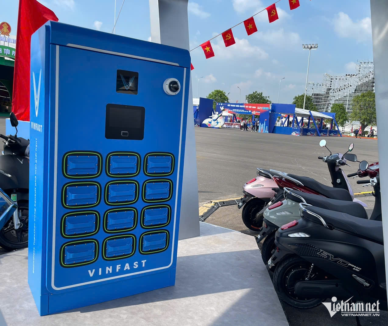Battery-swapping electric scooters offer a way around Hanoi's charging ...