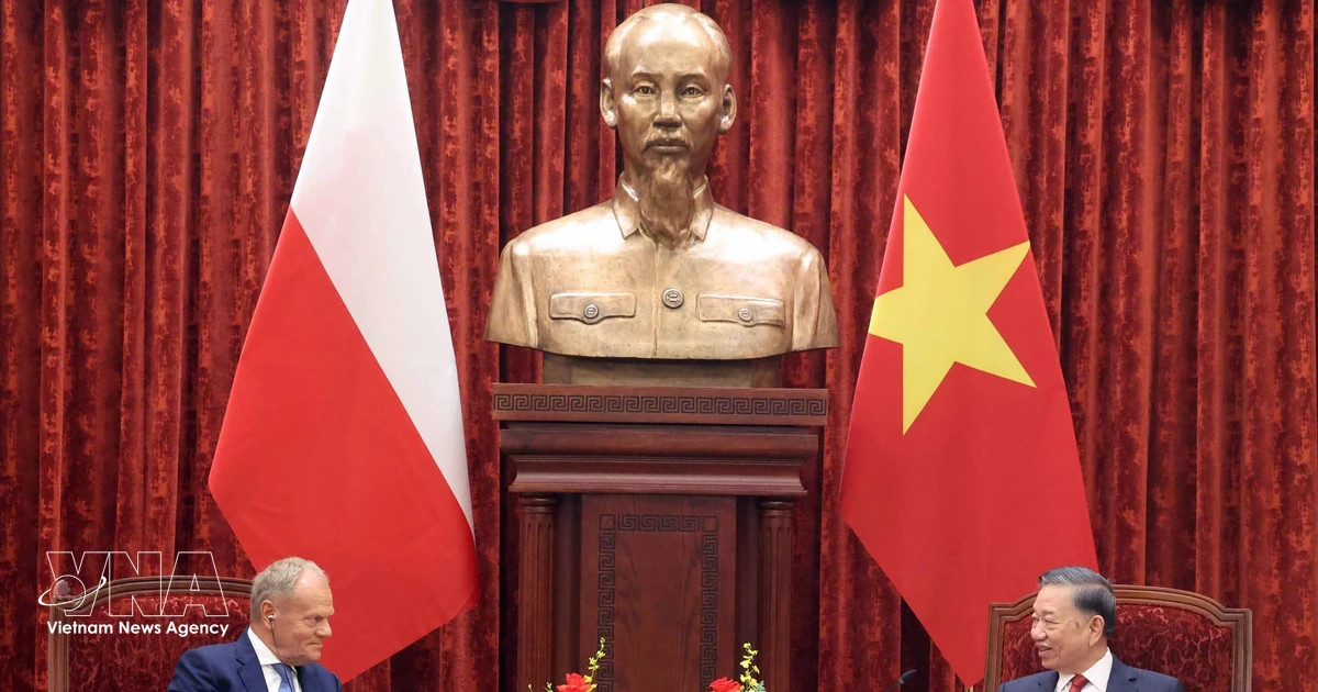Vietnam treasures ties with Poland: Top leader