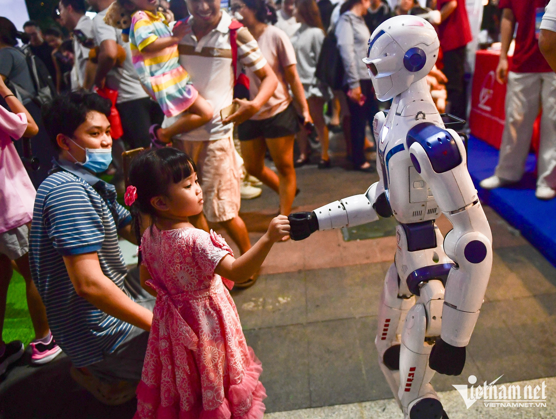 robot exhibition4.jpg