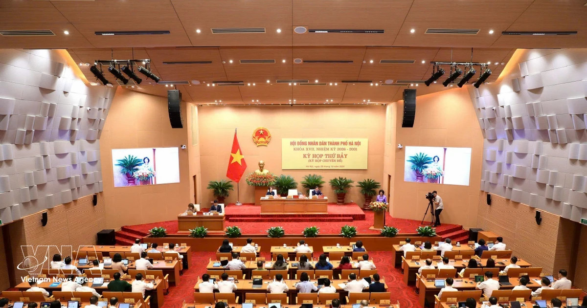 Hanoi clears 20 resolutions, defers two metro rail mechanisms