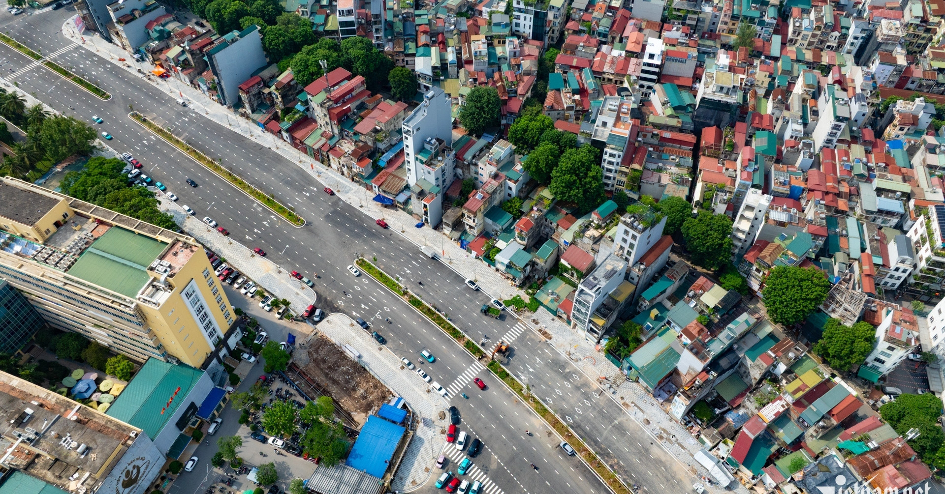 Hanoi to open 15 major transport projects by year-end