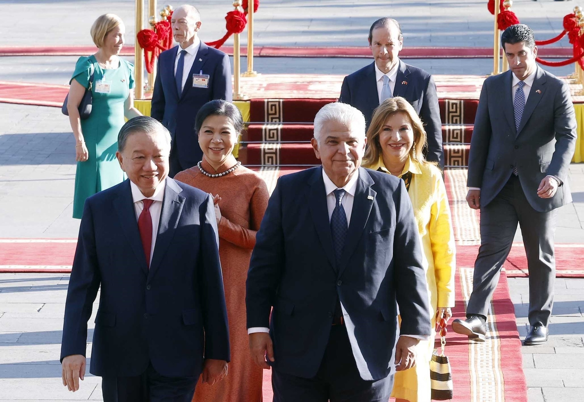 panama president4.jpg