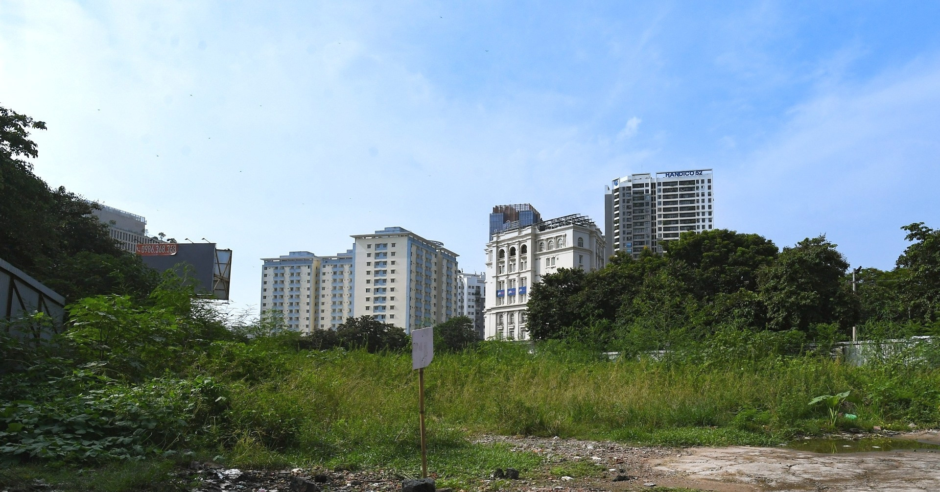 Vietnam proposes higher tax on unused land, with further hikes urged