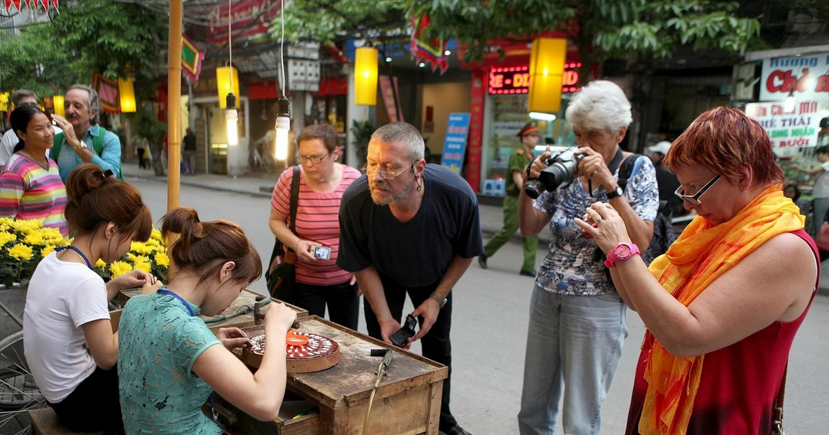 Hanoi synchronises tourism offerings ahead of Tet peak