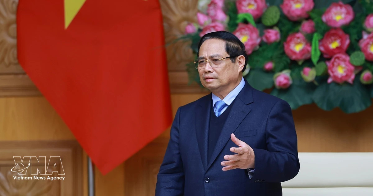 PM urges expanded Japanese investment, technology transfer to Vietnam