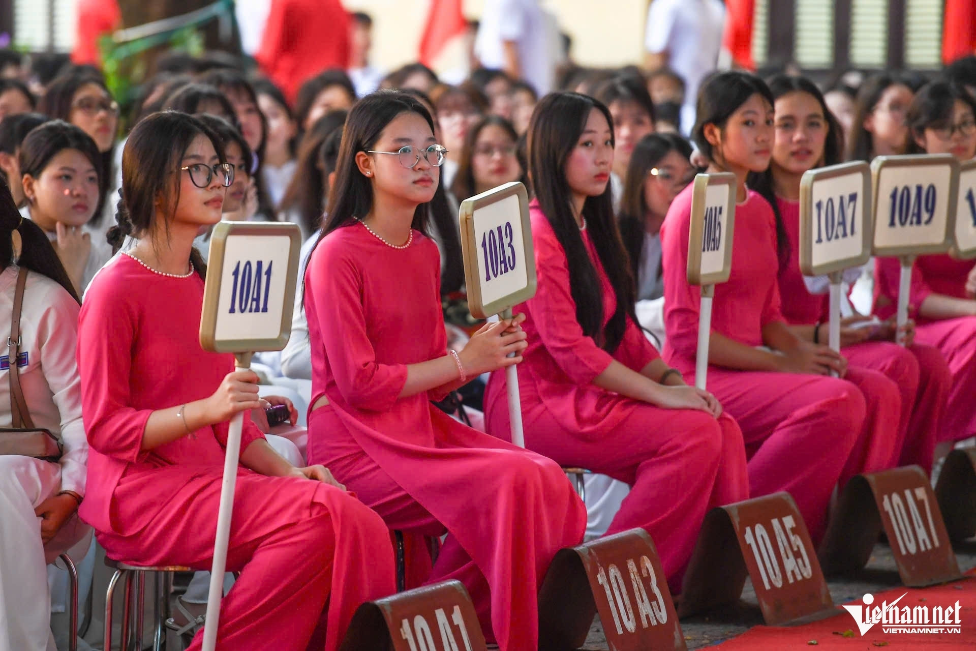 Tet break becomes working holiday for students as parents fear learning loss