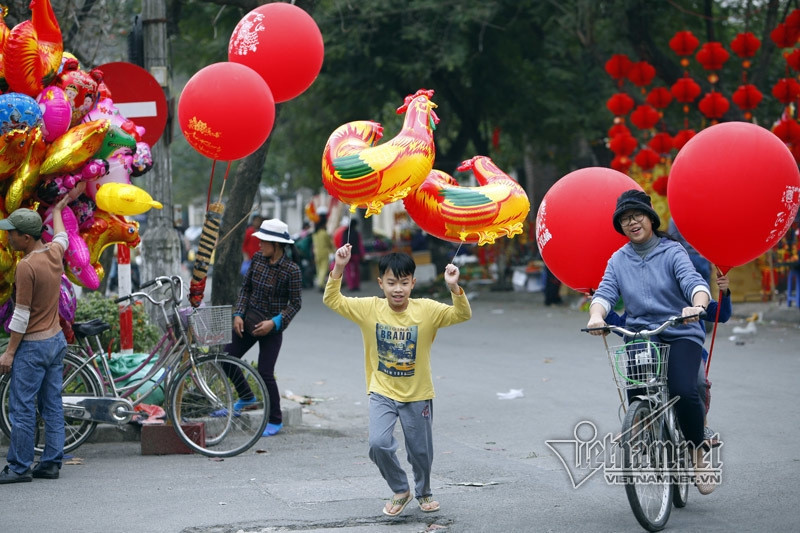 “Tet comes once a year, don’t turn it into extra school days”